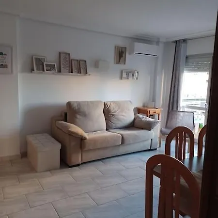 Acogedor Y Bien Situado *