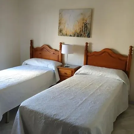 Acogedor Y Bien Situado *