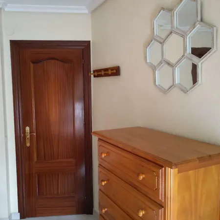 Acogedor Y Bien Situado Apartament